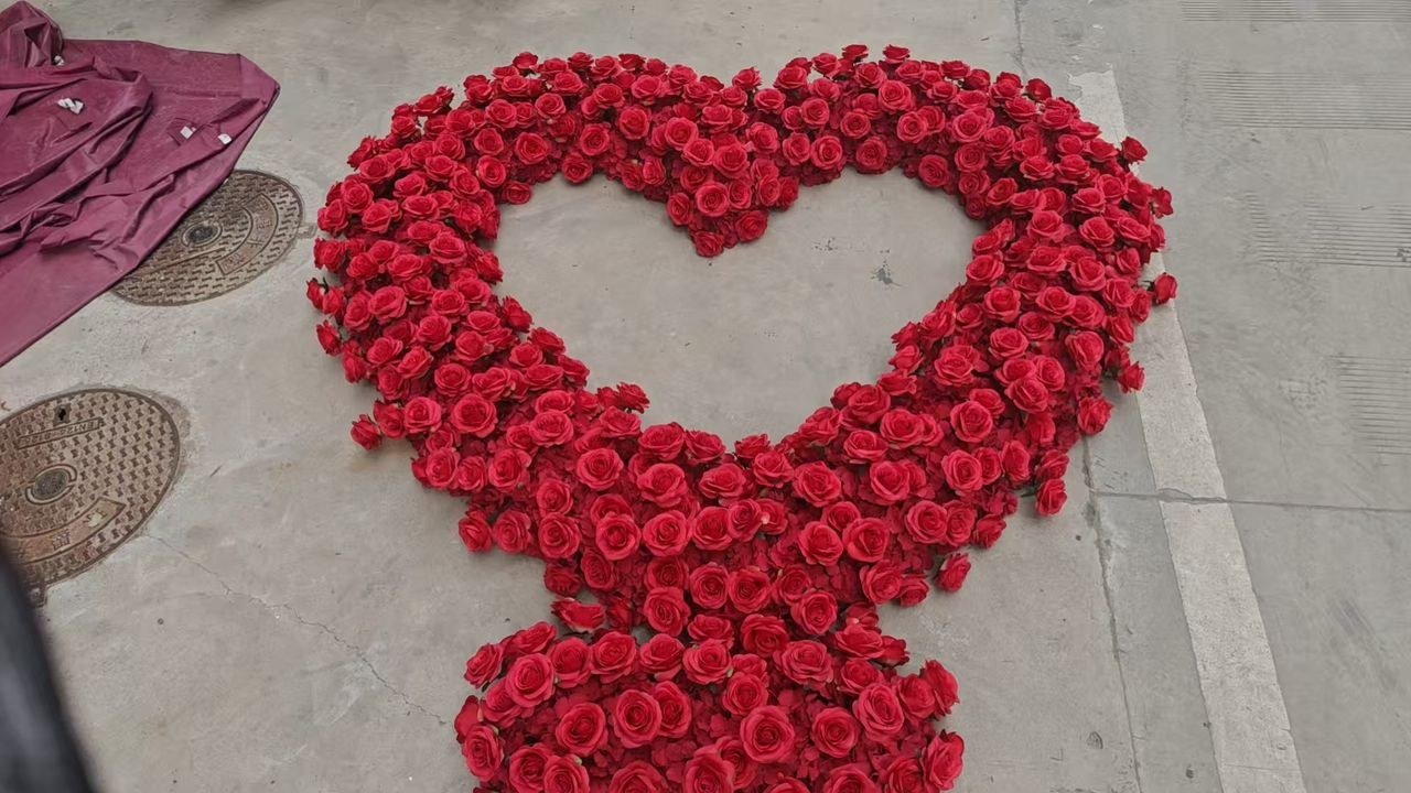 Lighted Heart Arch Backdrop